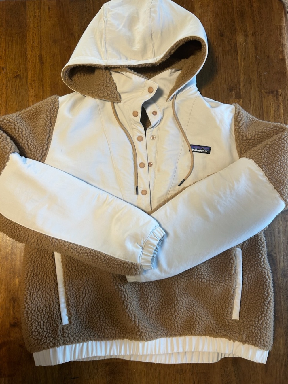 Patagonia Two-Tone Cream and Brown Hooded Zip Sweatshirt